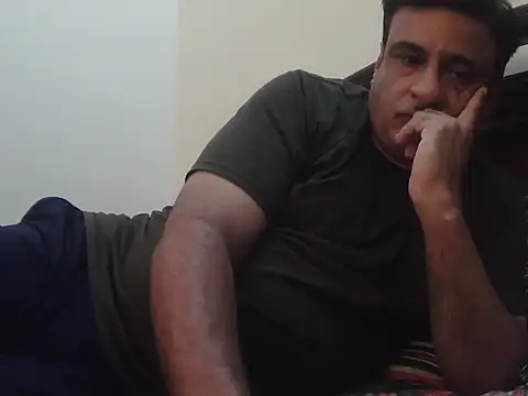 desipapaxxx (Ask my age) - CUM SHOW 💦 SHAMELESS DADDY 🍆 🫦