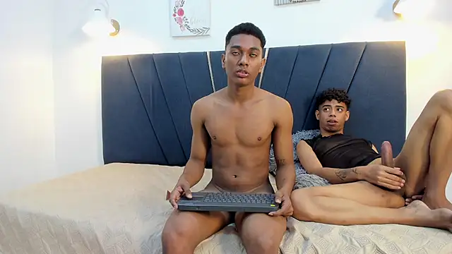 alexx_cum18 - Alexx_cum18's free webcam - UK Sex Cams