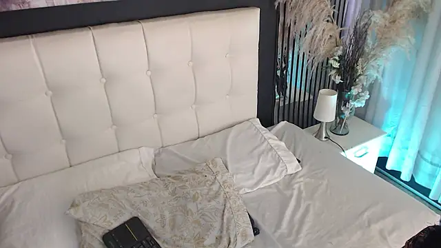 liavillalobos - LiaVillalobos's free webcam - UK Sex Cams