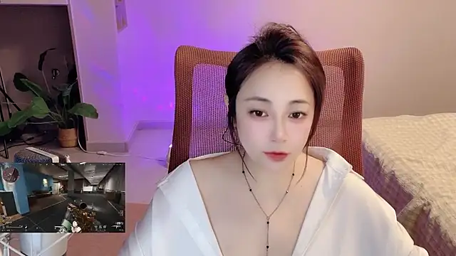 daisy-77 - Daisy-77's free webcam - UK Sex Cams