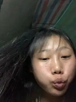 ngoccc-nga - Ngoccc-nga's free webcam - UK Sex Cams