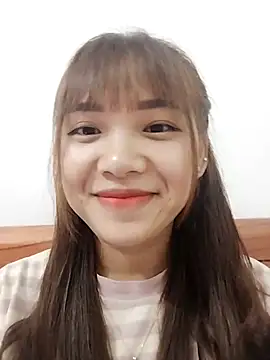 Webcam Model (Linkly-ly)  is live.Free join now!