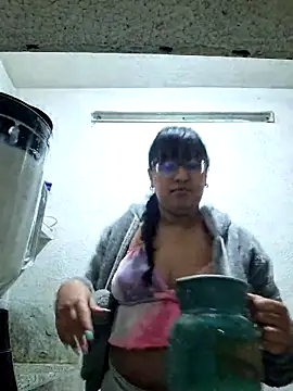 online cam fun ZaidaWet