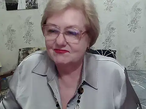 renata62011 - Renata62011's free webcam - UK Sex Cams