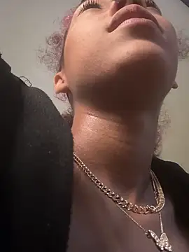 Tamiii420 live cam profile