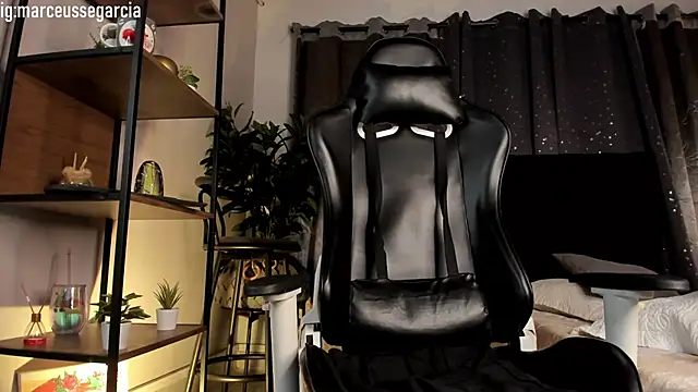 NovaaWheler live sex cam