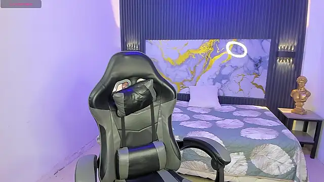 dark_desiree18 (M twink) - show cum