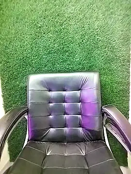 Webcam Model (LoveLy-Soneya) is live