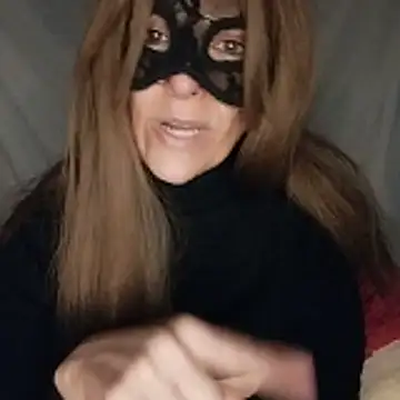 23Milly live cam profile