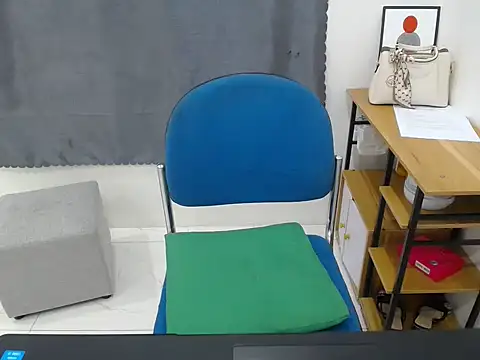 ___mira___ - ___Mira___'s free webcam - UK Sex Cams