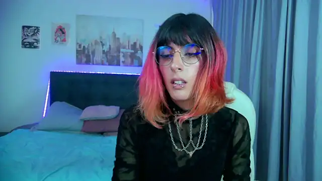 goth_minerva Live Webcam on Stripchat