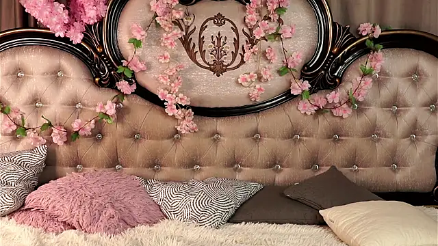 KirstinMcgeady live sex cam