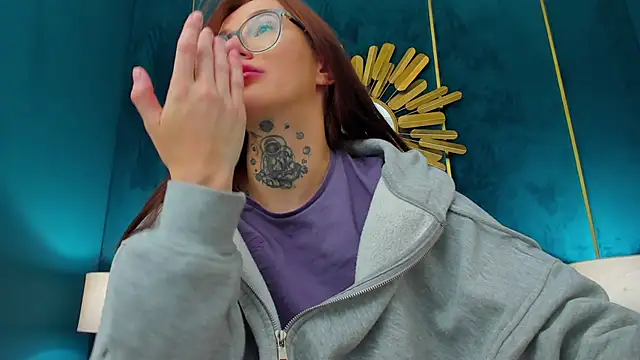 palmlora1 - PalmLora1's free webcam - UK Sex Cams