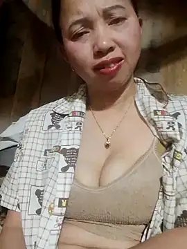 trieutrieu20 - TRIEUTRIEU20's free webcam - UK Sex Cams