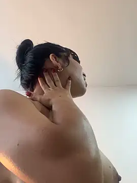 BrendaCrean's live cam