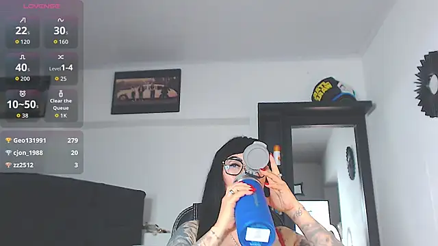 vicky_hotmilf - Vicky_hotmilf's free webcam - UK Sex Cams