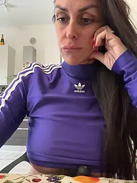 amandaart (Ask my age) - Toy control 5’+video squirtLT