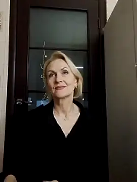 MichelleSolis webcam