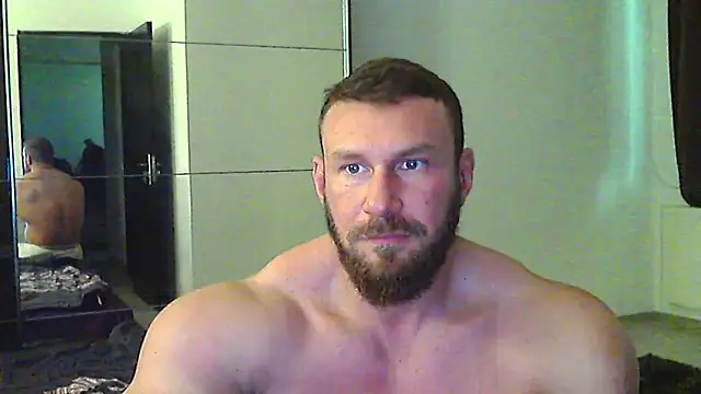 muscularkevin live sex cam