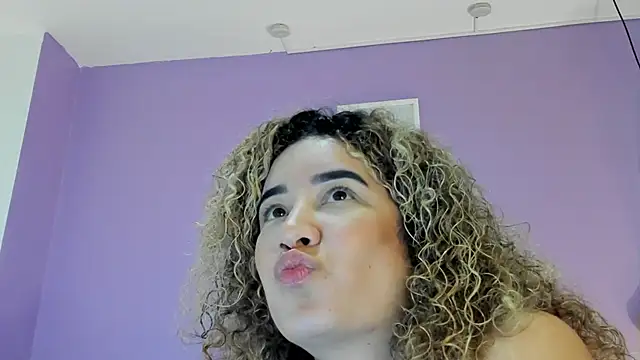 charlotte11-11 (F young) - Sweet blowjob