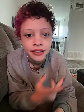 jojosbizarrelyf's Live Sex Cam Show