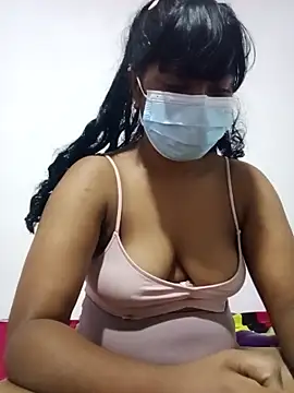 Webcam Model (honeyi_babe)  is live.Free join now!