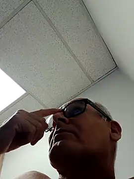 pareja-40-20 (Ask my age) - Toy. Ass