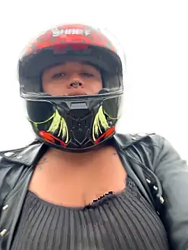 -mia1 (Ask my age) - TOPLESS X 3 MIN MOTORCYCLE🍒TICKET