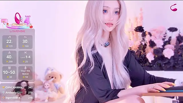 Yr_kitten_333 live sex cam