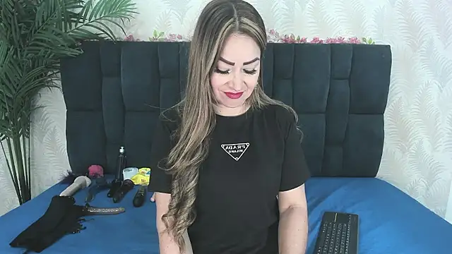 Ariana_Diosa live sex cam