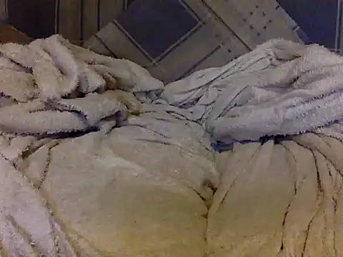 caibull - CaiBull's free webcam - UK Sex Cams