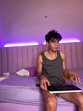 abrilandjulian webcam