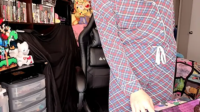 shinycherub - ShinyCherub's free webcam - UK Sex Cams