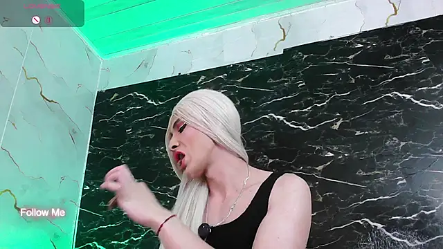 crislingery_dolli live sex cam