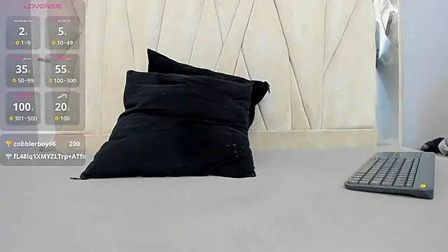 adams_bobby live sex cam