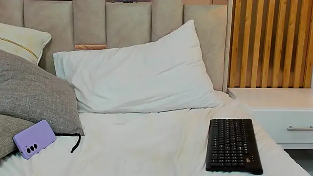 sexy striptease show Ammber Lennox