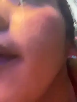 Webcam Model (kendall_flower) is live