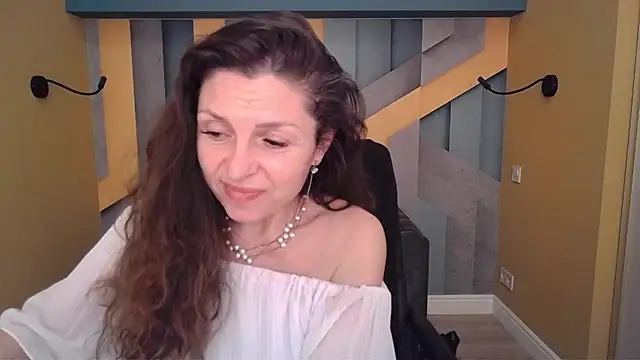 EllaLong live sex cam