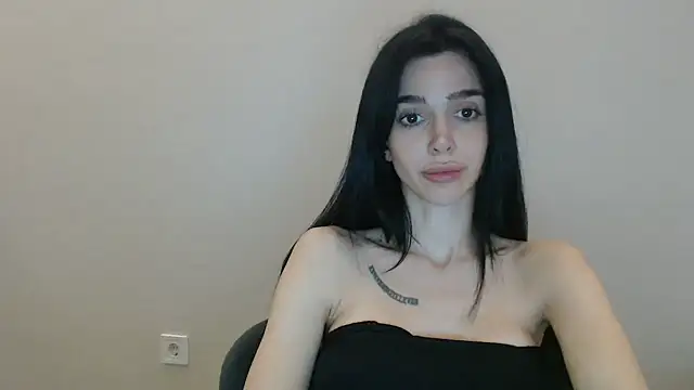 gglingeriee (F young) - 150tkns = 1 hour lesbian/couple video