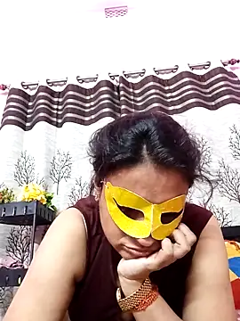 Webcam Model (Gullapi) is live