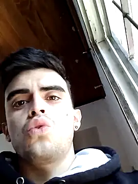 rodrigo99_9 - Rodrigo99_9's free webcam - UK Sex Cams