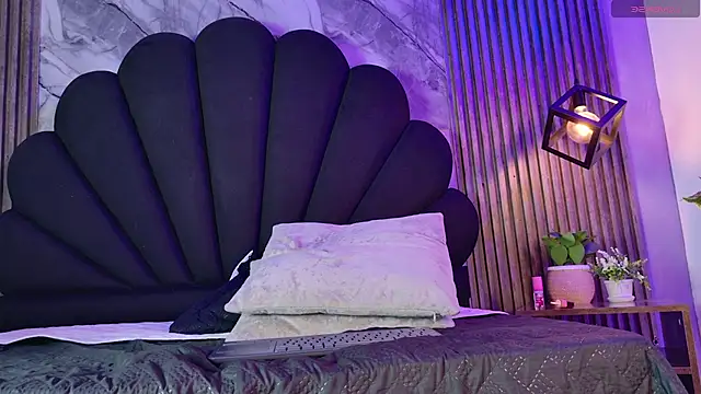 _charlotte_quee_ - _charlotte_quee_'s free webcam - UK Sex Cams