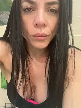 kattefit (Ask my age) - Place lush in public bathroom