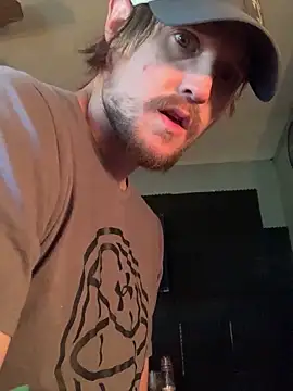 midwestalpha (M young) - Try to fit giant plug