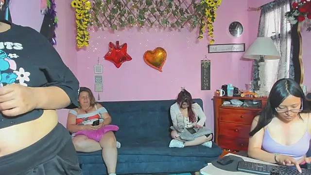lesbiancuple webcam