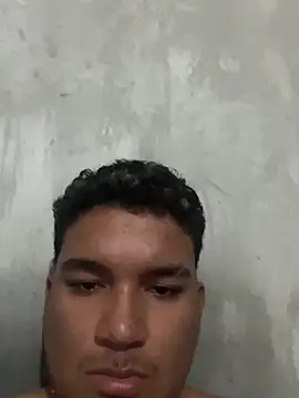 martinezgrueso - MartinezGrueso's free webcam - UK Sex Cams