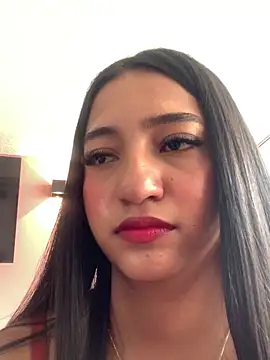 Webcam Model (Daniela_Pink)  is live.Free join now!