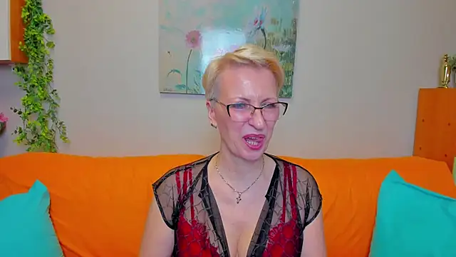 iamyourdream89 (F mature) - Controlling my toy