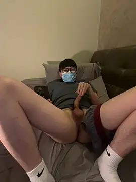 YourBoYyyyyyyy Live Webcam on Stripchat