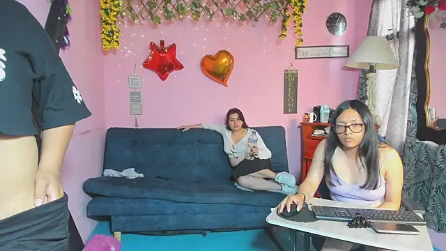 lesbiancuple webcam